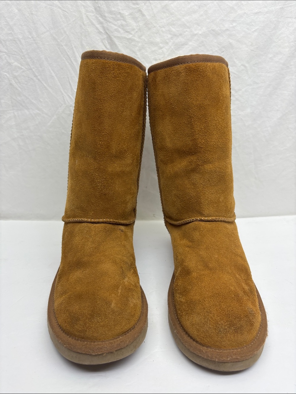 Koolaburra Chestnut Suede Shearling boots, women’s SZ 7, box 51